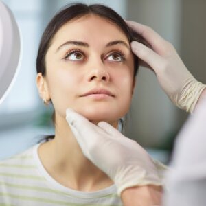 Lower eyelid surgery in London